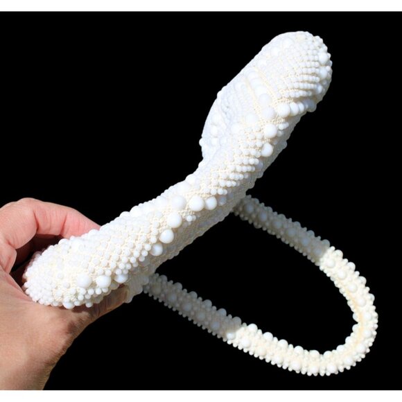 Vintage White Beaded Purse With Handle & Gold Clasp - Picture 7 of 11